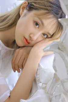 囧女翻身之嗨如花第二季剧情简介